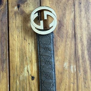Gucci belt